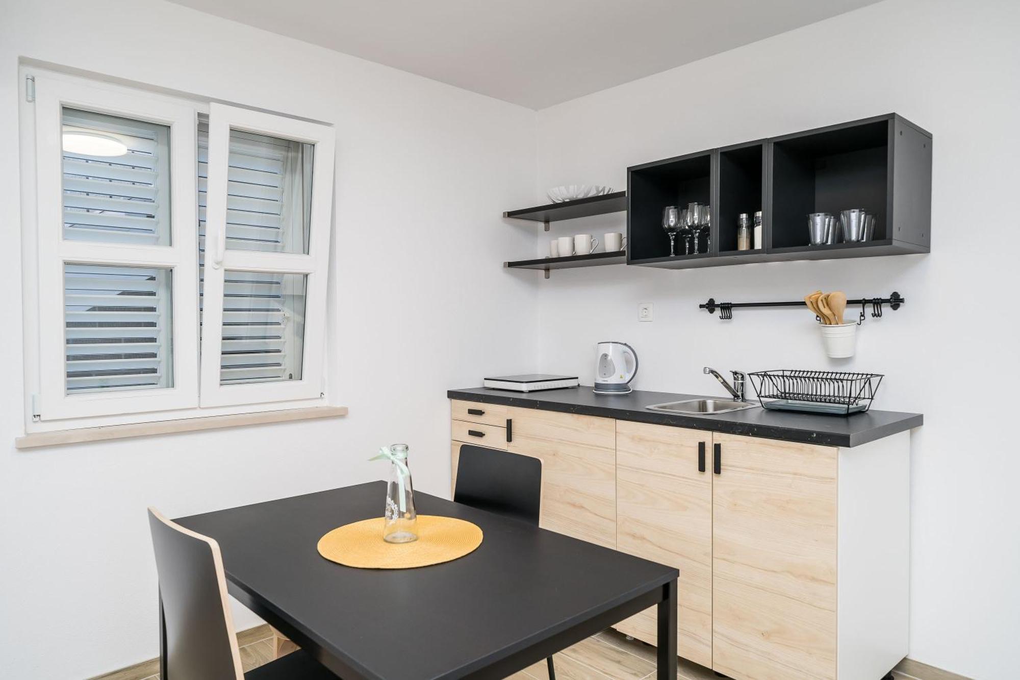 Residence & Pool Villa Schwarz Suites ツァヴタット 部屋 写真