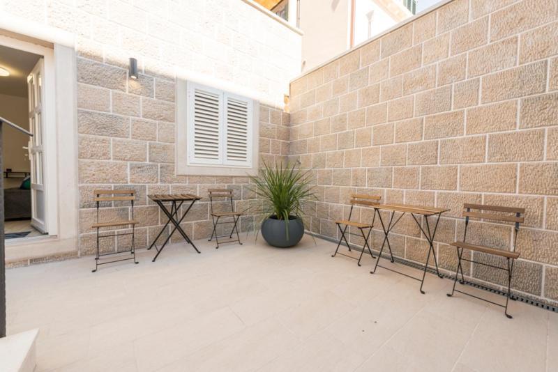 Residence & Pool Villa Schwarz Suites ツァヴタット 部屋 写真