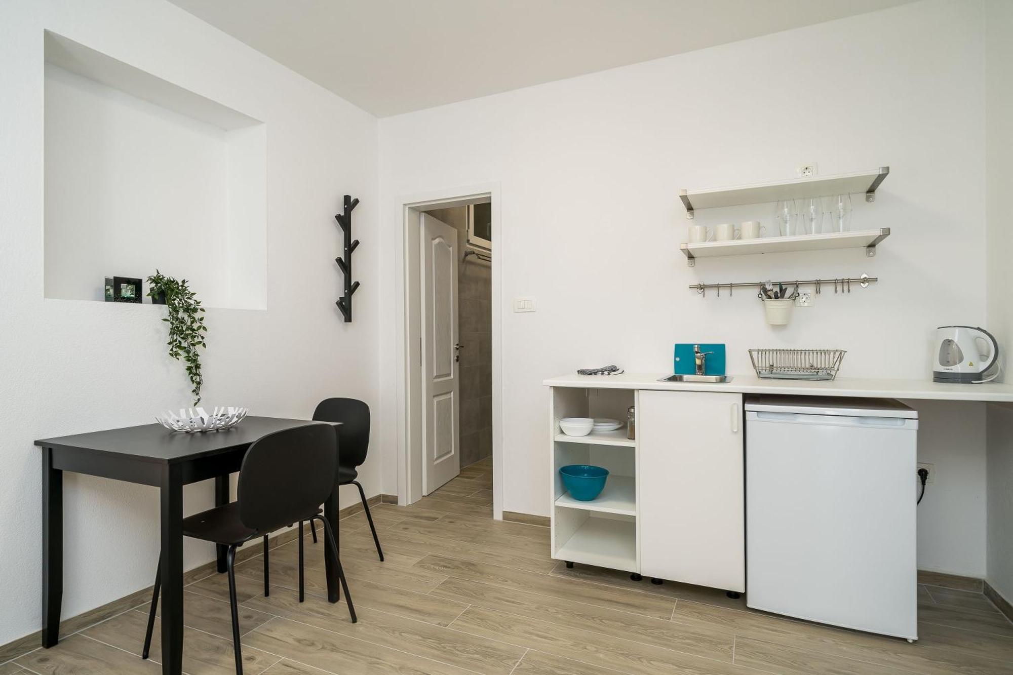 Residence & Pool Villa Schwarz Suites ツァヴタット 部屋 写真