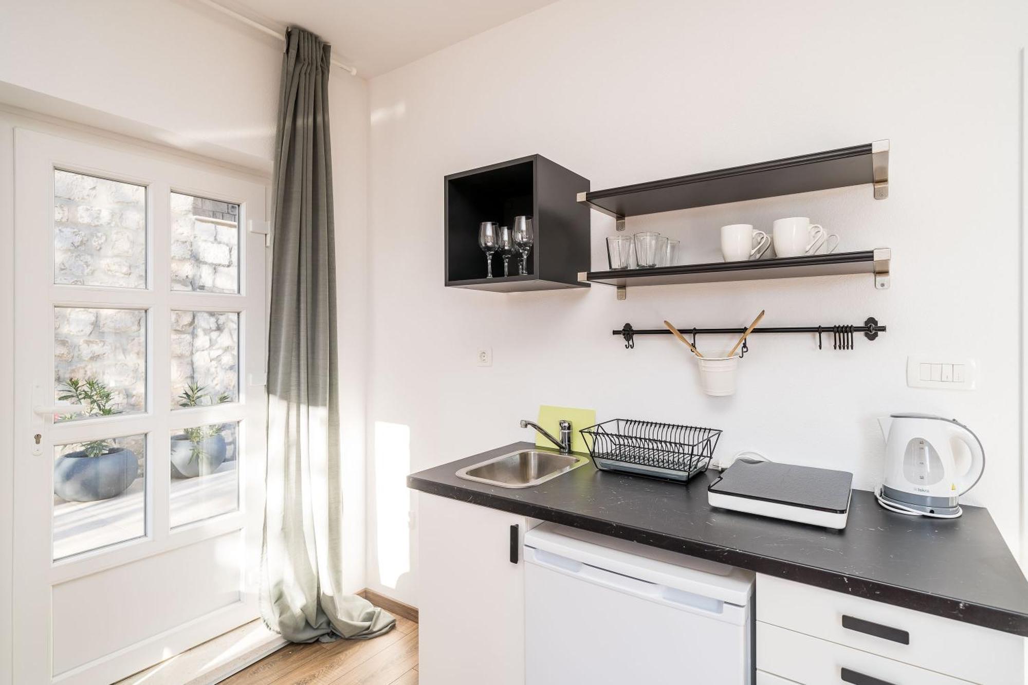 Residence & Pool Villa Schwarz Suites ツァヴタット 部屋 写真